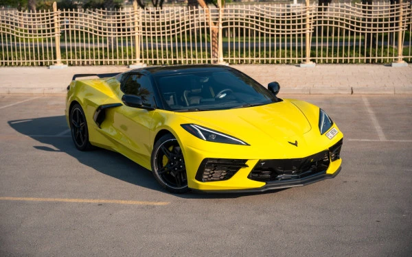  Yellow Chevrolet Corvette Photo 4